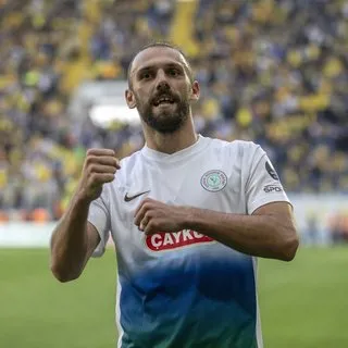 Galatasaray, Vedat Muriç ile anlaşma sağladı! Yıllık ücreti...