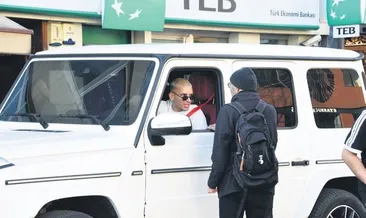 15 dakika arkadaş bekledi