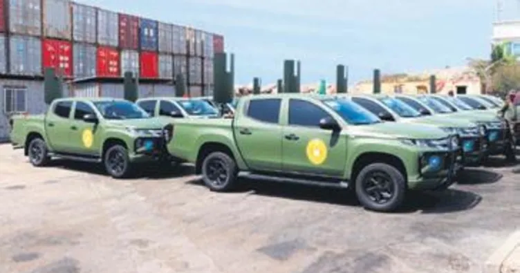 Somali’ye 12 zırhlı askeri araç desteği