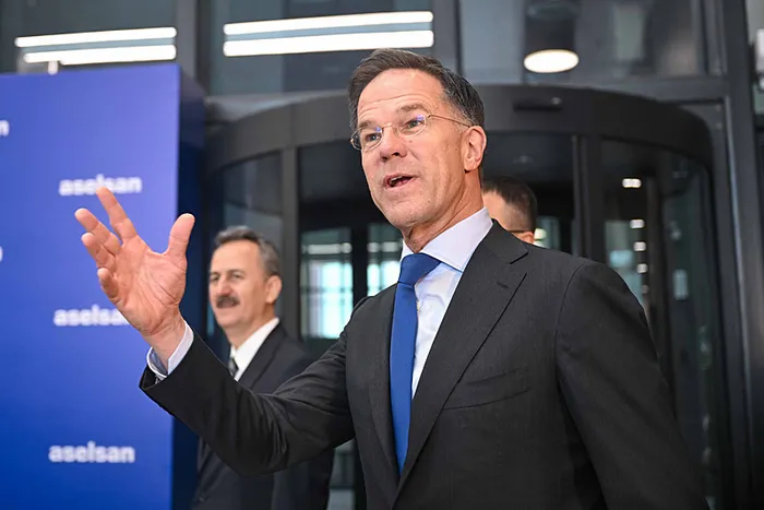 rutte-turkiye-bir-savunma-sanayisi-devrimi-yasadi-1776850676592.jpeg Rutte’den Türk savunma sanayisine övgü: Türkiye bir devrim yaşadı