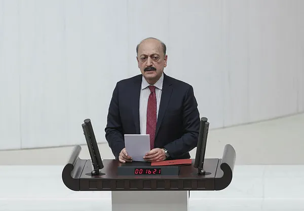son-dakika-calisma-ve-sosyal-guvenlik-bakani-vedat-bilginden-asgari-ucret-ve-3600-ek-gosterge-aciklamasi-1639250207377.jpg
