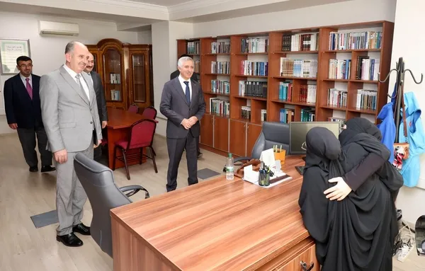 siyam-ikizleri-ayse-ve-semanin-azmi-turkiyeye-ornek-oldu-1791405271937.jpg