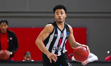 Beşiktaş GAIN - Panionios maçında skandal pankart! Yunan taraftarlardan çirkin provokasyon...