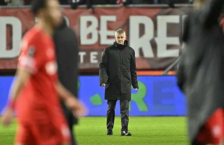 Son dakika haberi: Beşiktaş’ta sol bek harekatı! Solskjaer’den transfer hamlesi geliyor...