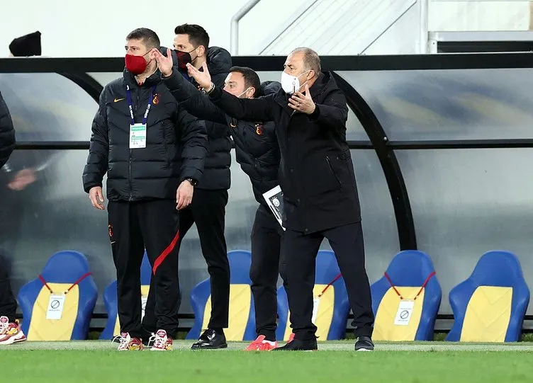 Son dakika haberi: Canlı yayında Cüneyt Çakır sözleri! Türk futbolundan elini eteğini çekmeli...