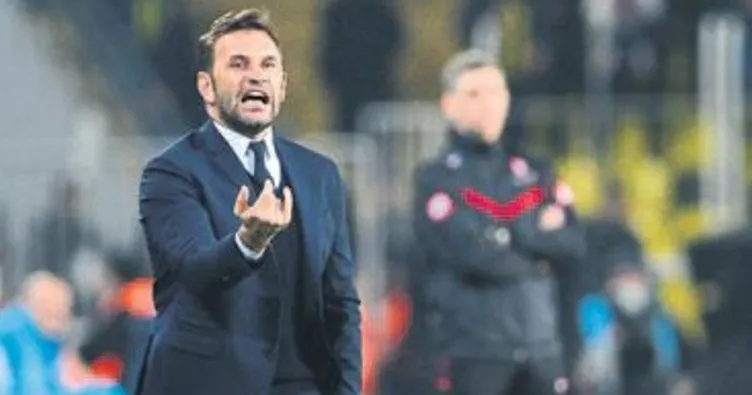 Akigo golcü arıyor