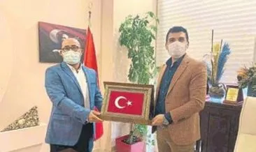 Başhekim Güngör’e teşekkür plaketi