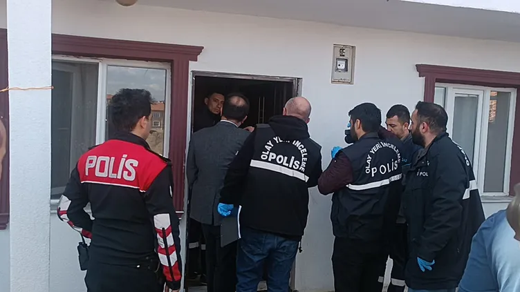 Kombiden sızan karbonmonoksit gazı can aldı: Baba ve kızı hayatını kaybetti!