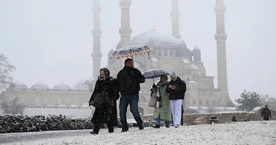 İstanbul’a kar yağacak mı, ne zaman, bu hafta mı? Meteoroloji yeni hava durumu raporunu yayımladı!