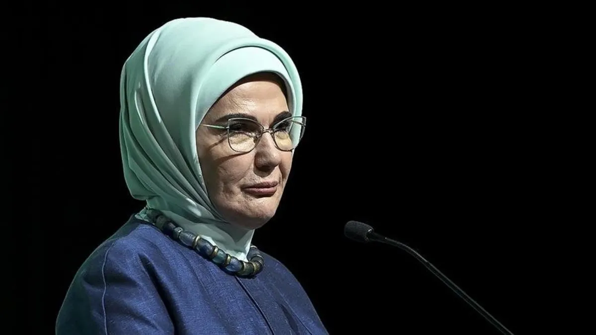 Emine Erdoğan'dan Regaip Kandili mesajı