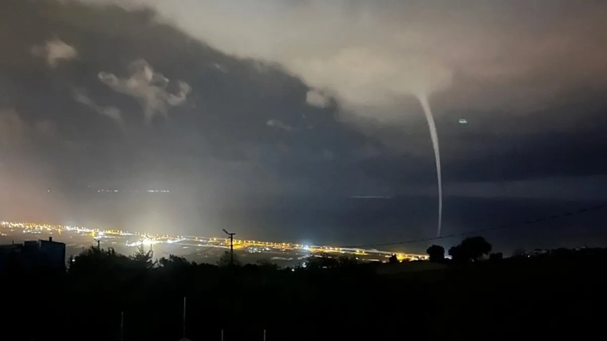 Hatay’da denizdeki hortum kamerada – Yaşam Haberleri