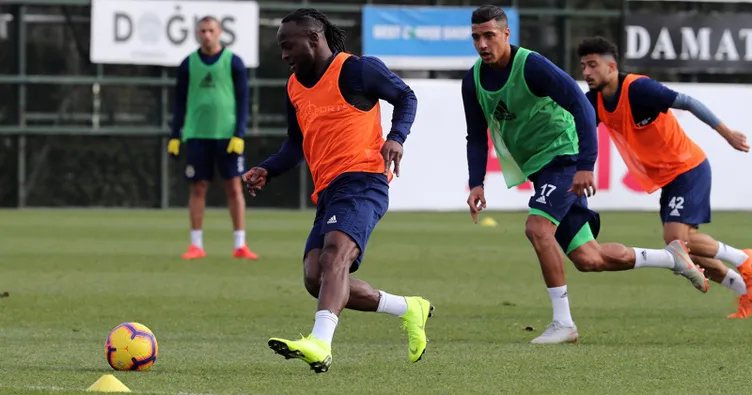 Hazır gelen Victor Moses yarın kadroda