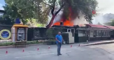 Beyoğlu Sütlüce’de özel bir üniversitenin yanında bulunan restoranda yangın çıktı | Video