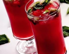 Karpuzlu Ve Kavunlu Punch