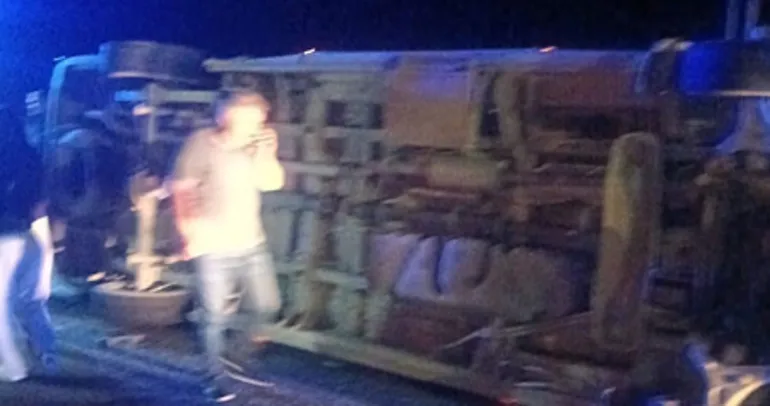 Van’da yolcu minibüsü devrildi: 9 yaralı