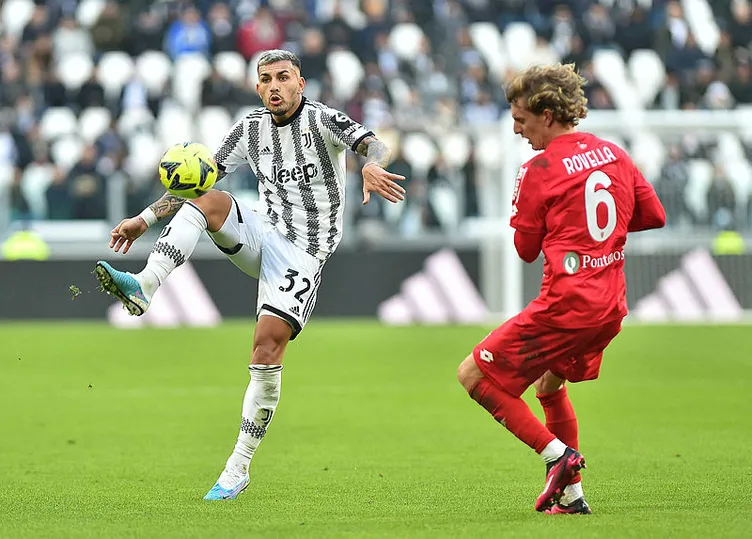 Son dakika haberi: Fenerbahçe transfere doymuyor! Livakovic'in geliş tarihi belli oldu, orta sahaya yeni yıldız yolda...