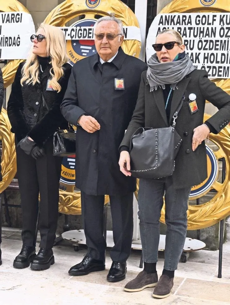 Sosyetenin en ‘baba’ kavgası! Kardeşler birbirine girdi, sebebi oldukça ilginç