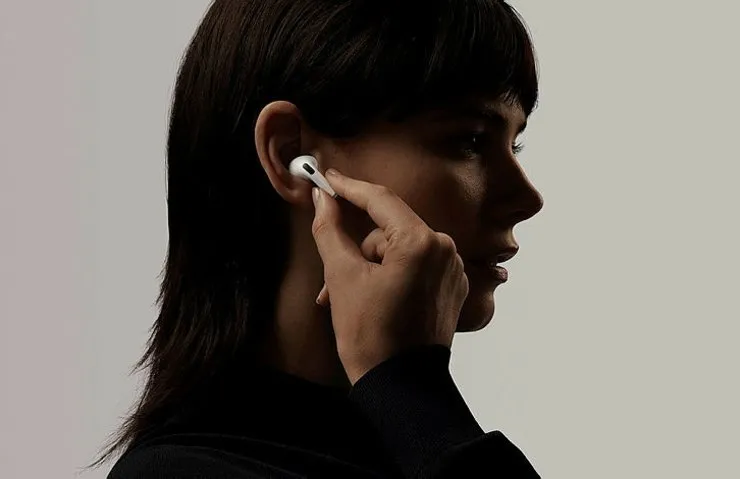 apple iphone se den sonra yeni airpods