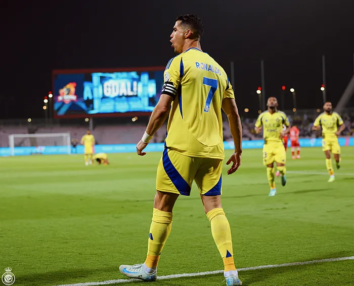 cristiano-ronaldo-ispanyaya-geri-donuyor-surpriz-hamleyi-duyurdular-1740982614783.jpeg