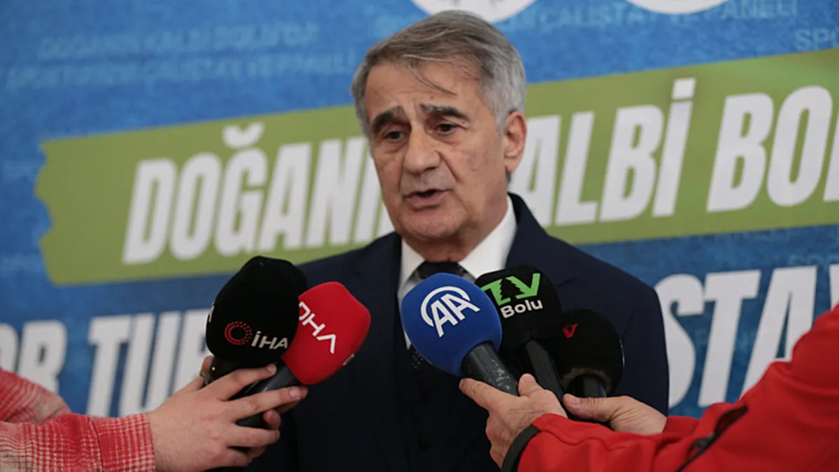Şenol Güneş’ten A Milli Takım sözleri: “Çeyrek finale kadar rahat gelebilecek görüntü var” Şenol Güneş’ten A Milli Takım sözleri: “Çeyrek finale kadar rahat gelebilecek görüntü var”