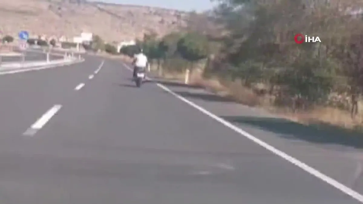 Nevşehir'de tehlikeli yolculuk kamerada! Nevşehir'de tehlikeli yolculuk kamerada!