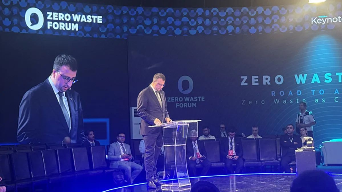 Sıfır Atık Forumu 2026'da uzmanlar, tüketim kültürü ve iklim değişikliğiyle mücadelede sıfır atığın önemini tartışıyor.