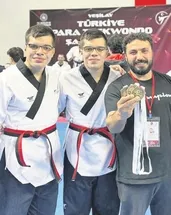 Otizmli ikizler madalyaya doymuyor