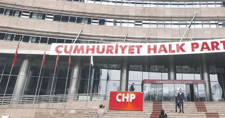 CHP’de kafalar karışık
