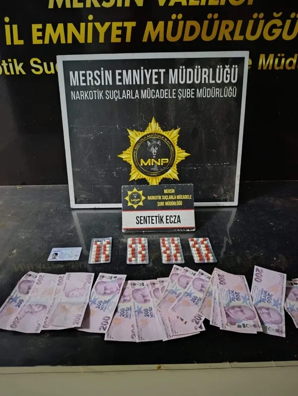 sokak-saticilarini-yonelik-uyusturucu-operasyonunda-3-supheli-tutuklandi-1786543118770.jpg