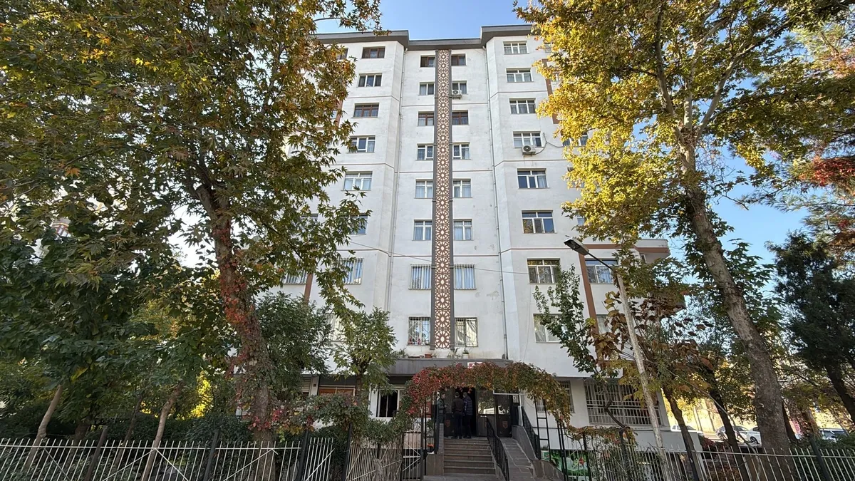 Anne ve ağabeyini pompalı tüfekle öldürdü Anne ve ağabeyini pompalı tüfekle öldürdü