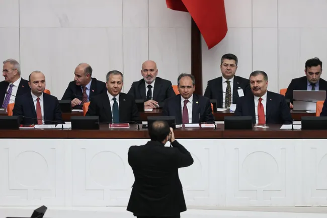 bakan-koca-tarih-vererek-acikladi-tum-asilar-turkiyede-uretilecek-1702757963800.jpg Bakan Koca tarih vererek açıkladı: Tüm aşılar Türkiye'de üretilecek