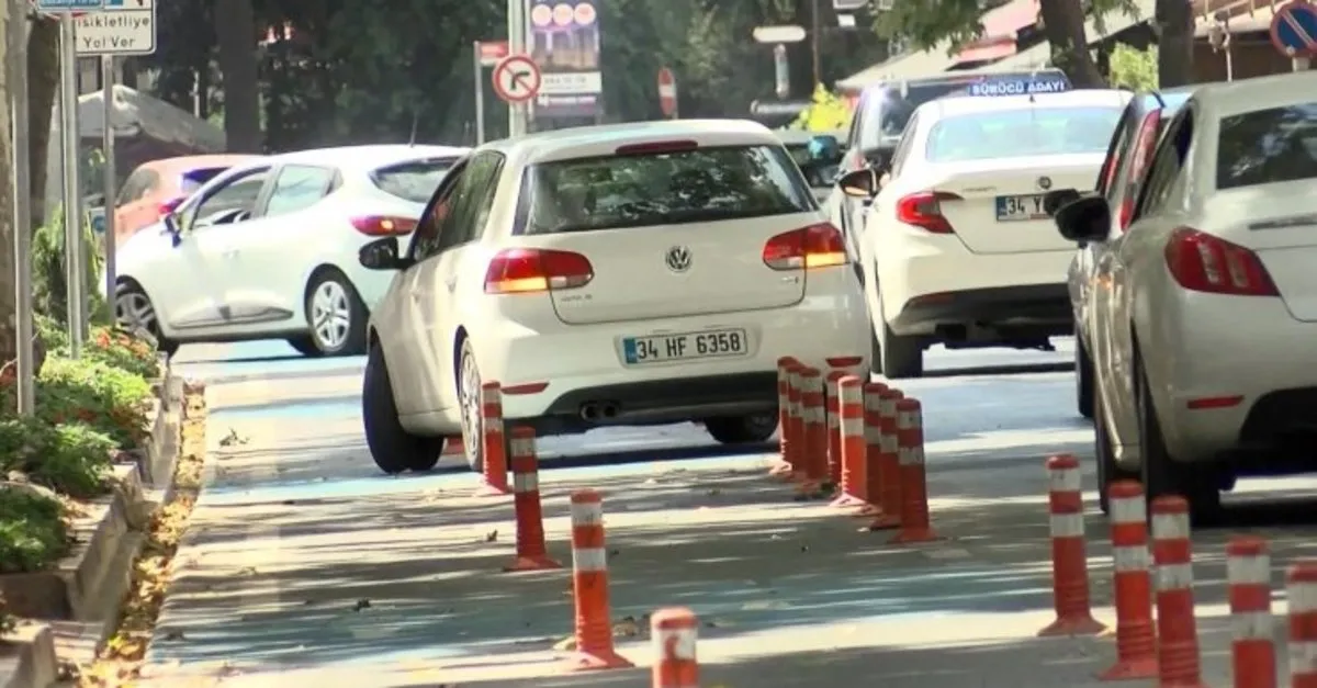 Istanbul Da Bisiklet Yollari Isgal Altinda Kazalara Davetiye Cikartiliyor Son Dakika Haberler
