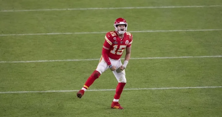 Kansas City Chiefs’in oyuncusu Patrick Mahomes 450 milyon dolar kazanacak