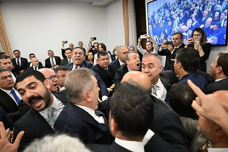 Sürekli zorbalık performanslarına şahit oluyoruz: Bu işlerde ’Mahir’