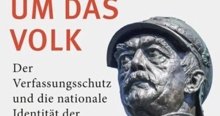 Irkçı profesör davayı kaybetti