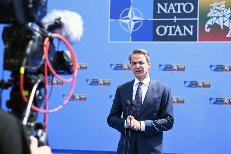 Yunanistan’da gündem Türkiye! Miçotakis ağzındaki baklayı çıkardı: Türkiye’nin kırmızı çizgisi masada…