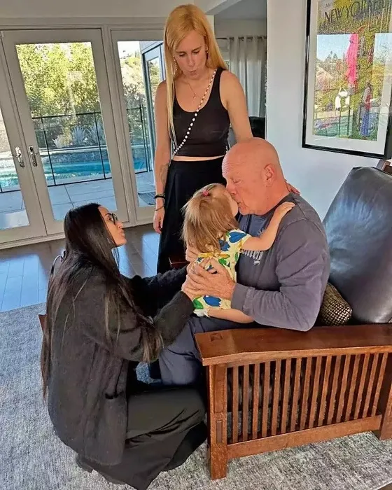 Bruce Willis’in ailesinden yeni açıklama! En zor karar...