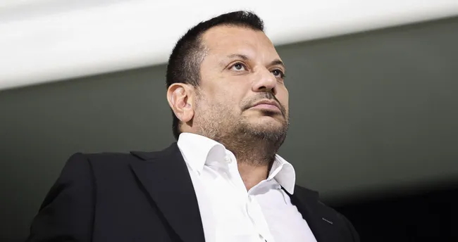 Trabzonspor Başkanı Ertuğrul Doğan: Yarışabilecek ve değer kazanabilecek bir kadro oluşturduk Trabzonspor Başkanı Ertuğrul Doğan: Yarışabilecek ve değer kazanabilecek bir kadro oluşturduk