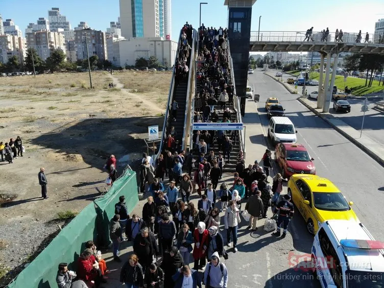 İstanbul Kitap Fuarı’na yoğun ilgi! Metrelerce araç kuyruğu oluştu