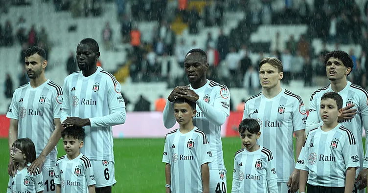 Beşiktaş’ta 11 oyuncu ile yollar ayrılacak!