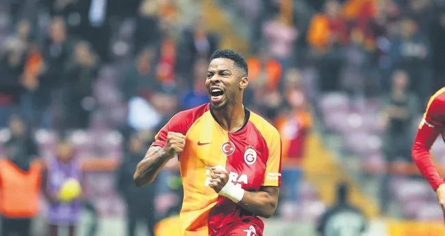 Tek imza Ryan Donk’a