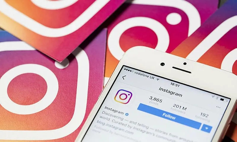 instagram hacked changed email