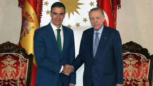 baskan-erdogan-letonya-cumhurbaskani-edgars-rinkevics-ile-telefonda-gorustu-1784656414519.jpg
