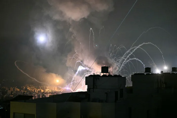son-dakika-katil-israilden-beyruta-yeni-bombardiman-ahaber-o-anlari-goruntuledi-1728254785561.jpg