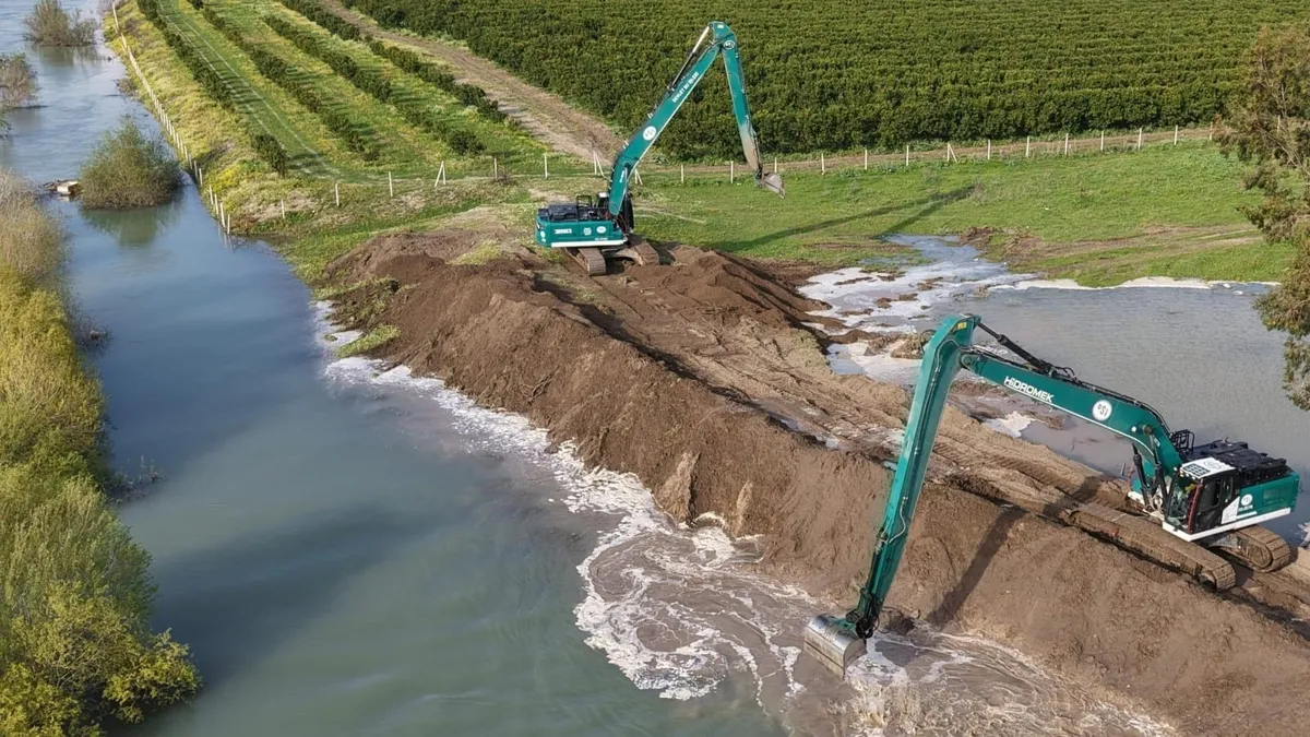 DSİ’den dev operasyon! Seyhan havzasında 7/24 taşkın mesaisi DSİ’den dev operasyon! Seyhan havzasında 7/24 taşkın mesaisi