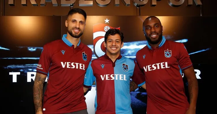 Trabzonspor yeni transferlerine imzayı attırdı