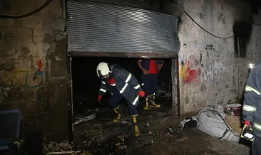 Adana’da hurda deposunda yangın