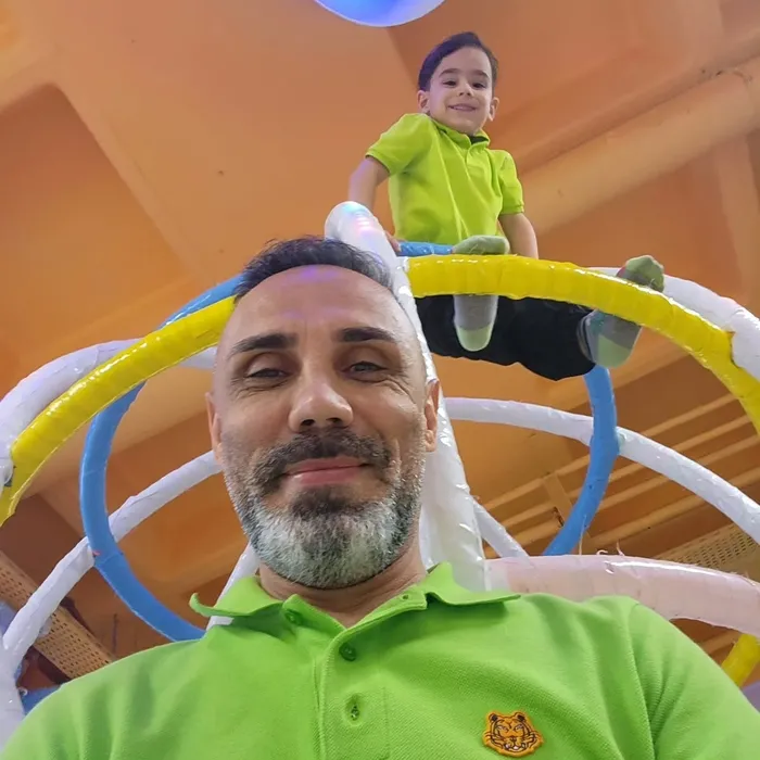 Adanalı’nın Fiko’su Umut Oğuz’un çekişmeli olarak biten 6 yıllık evliliğinde nafaka krizi yaşandı! Oyuncu bakın ne kadar ödeyecek: 25 bin TL istenmişti...