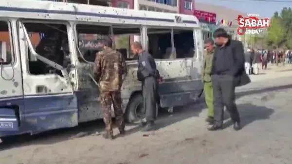 Kabil’de devlet memurlarını taşıyan servise saldırı. Ölü ve yaralılar var | Video