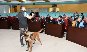 Tarsus Belediyesi çalışanlarına ‘Narko Rehber Eğitimi’ verildi